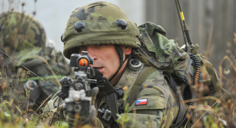 Přehled vybavení české armády