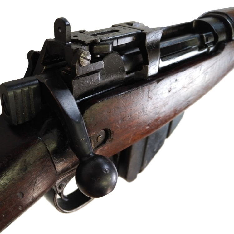 Opakovací puška Lee-Enfield No. 4 Mk. I .303 British, použitá