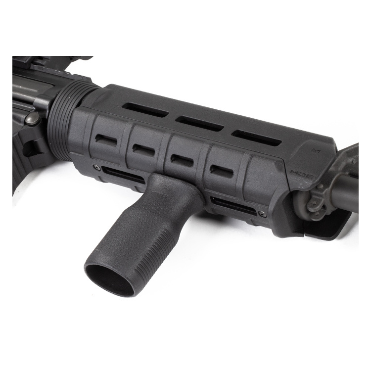 Předpažbí AR15 MOE M-LOK Carbine Lenght, Magpul