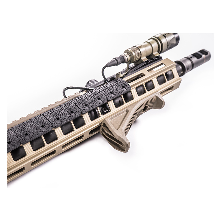 Šikmá taktická rukojeť M-LOK AFG, Magpul
