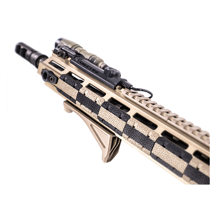 Šikmá taktická rukojeť M-LOK AFG, Magpul