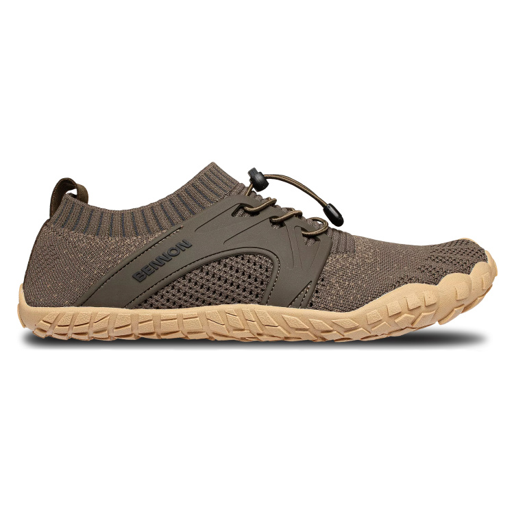 Boty Bosky Barefoot, Bennon