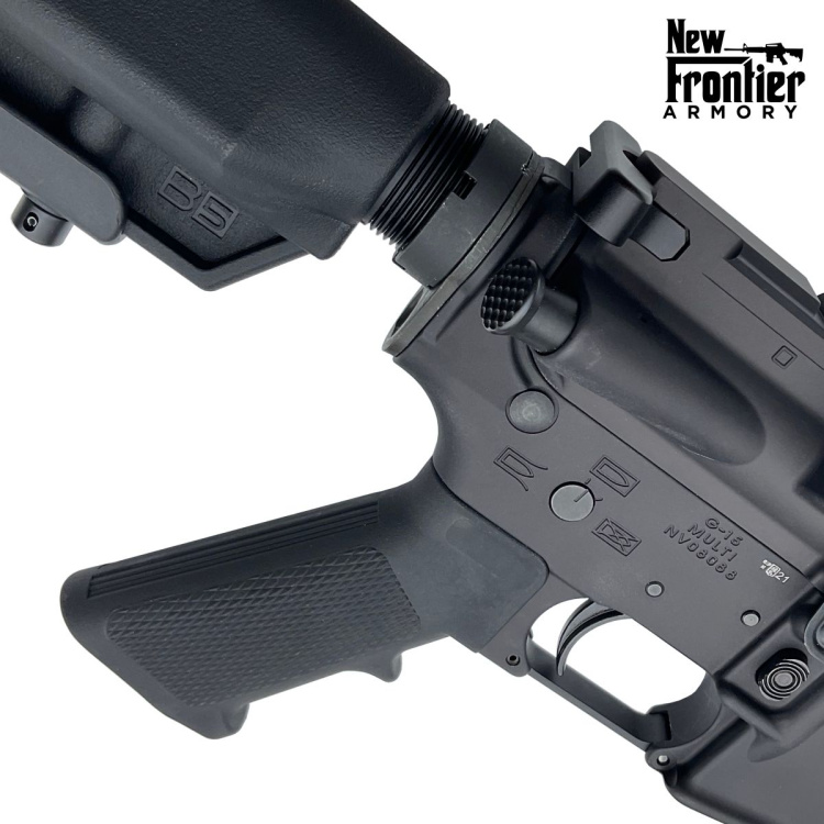 Puška samonabíjecí AR-15, New Frontier Armory, 10,5″, 300 BLK.