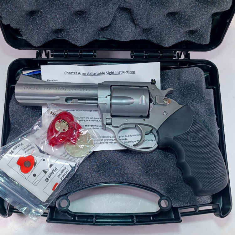Revolver Charter Arms Target Bulldog, 4,2&quot;, 44 Special