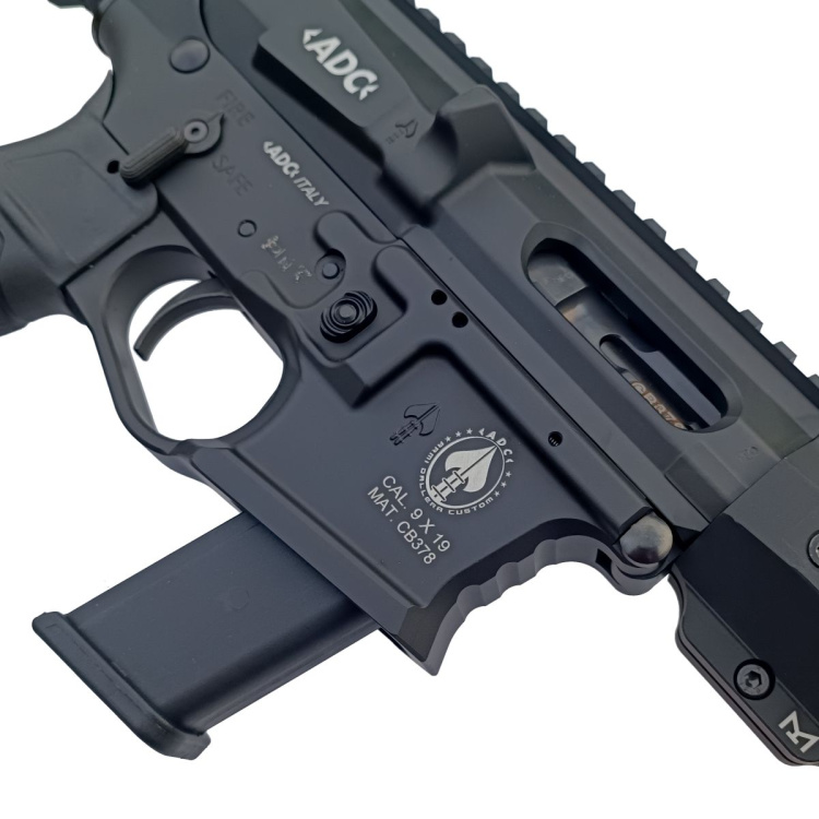 Samonabíjecí puška ADC AR-9 Standard, 9 mm Luger, 9,5”
