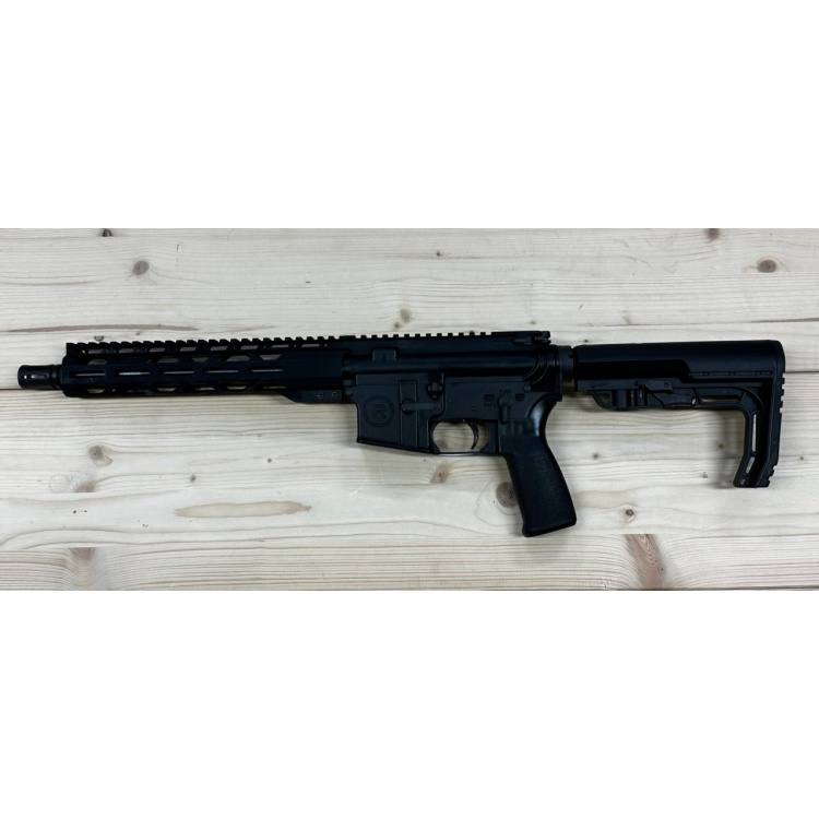 Samonabíjecí puška Radical Firearms RF-15 SBR, 7,62x39 mm, 10,5”