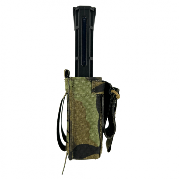 Pouzdro na zásobník AR15/M4 FAST SAFE, RED DOT ONE