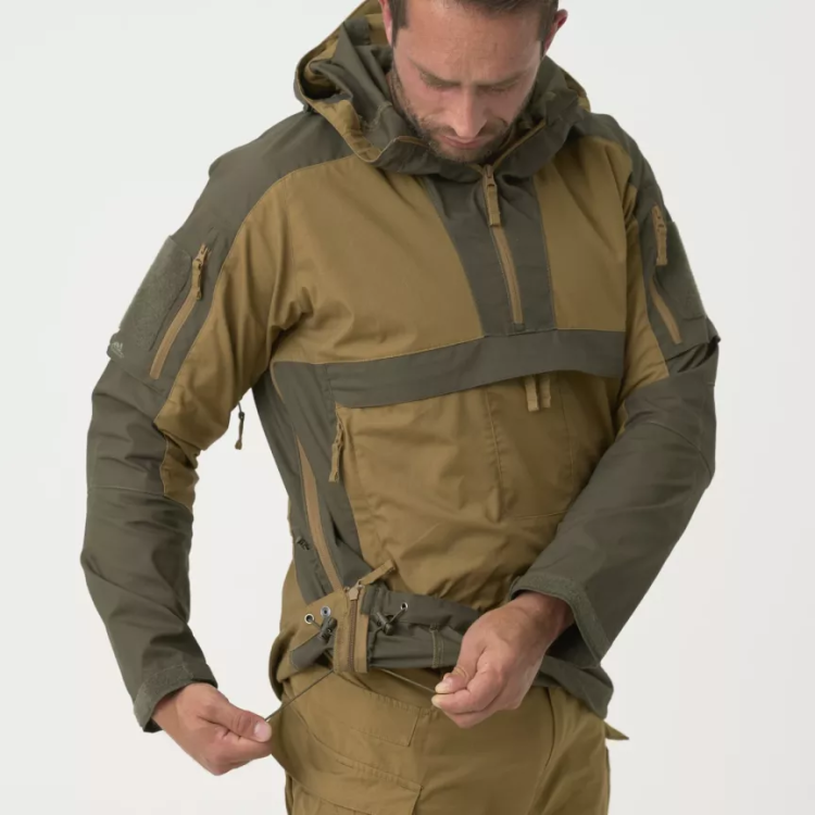 Bunda Tracer Anorak, Helikon