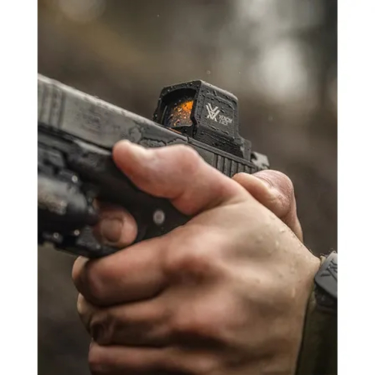 Micro kolimátor Venom Enclosed Red Dot 3, Vortex