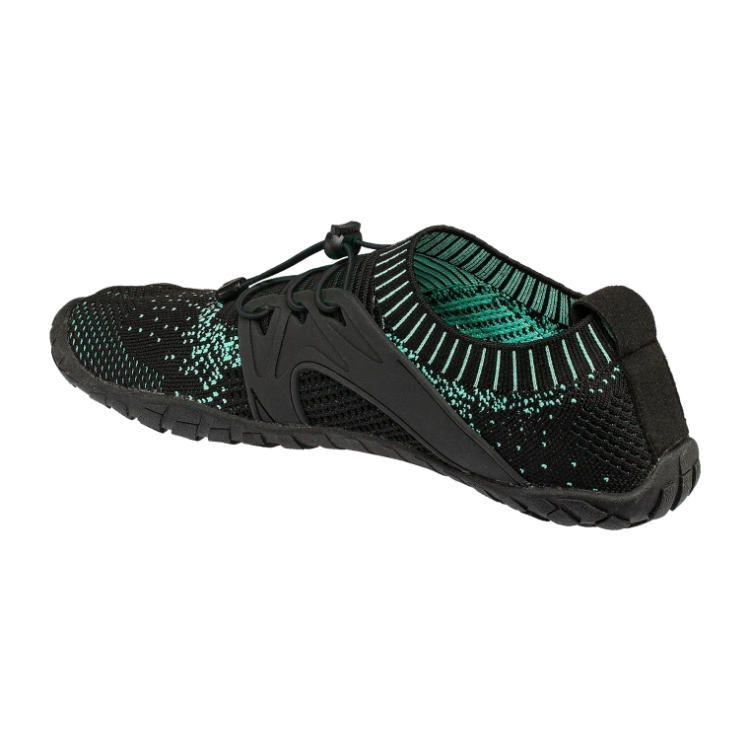 Boty Bosky Barefoot, Bennon