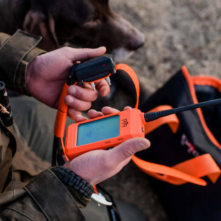 Vyhledávací a výcvikové zařízení pro psy DOG GPS X30T Short, lokalizace až 13 psů, Dog Trace - Vyhledávací a výcvikové zařízení pro psy DOG GPS X30T Short, lokalizace až 13 psů, Dog Trace